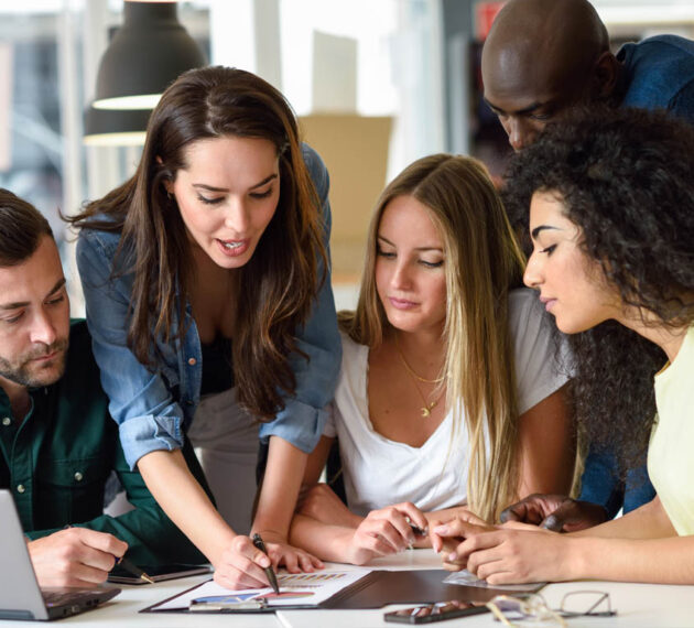 Etudiants en groupe