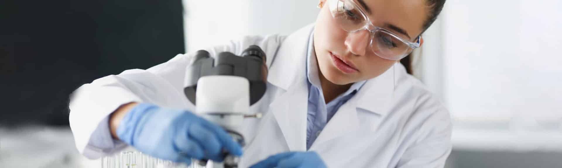 Technicienne de laboratoire